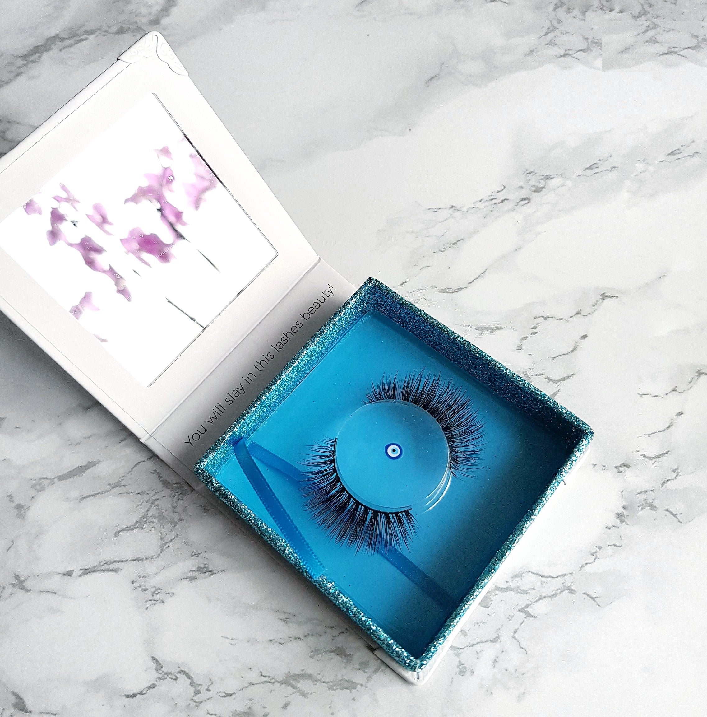 Lovely Lashes | NAVYLUU